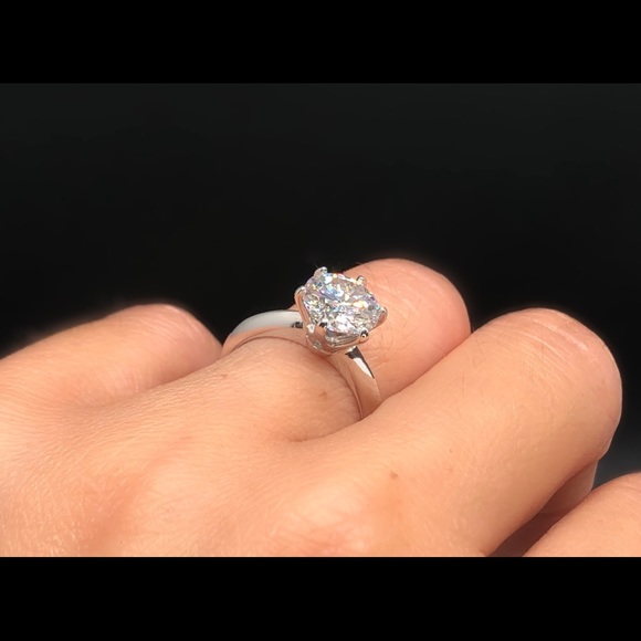 Moissanite Diamond rings set with Certificate - Picture 6 of 17